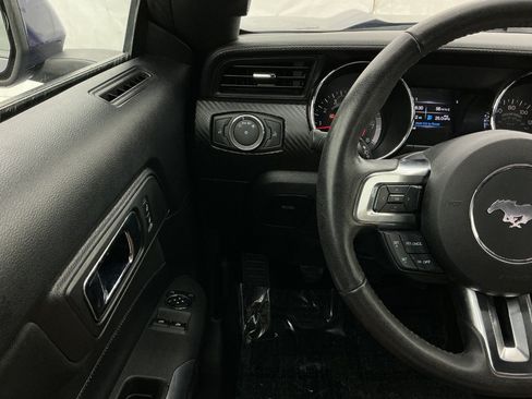 Used 2016 Ford Mustang Coupe RWD image 27