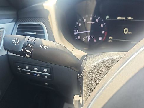 Used 2019 Genesis G80 3.3T Sport RWD image 20