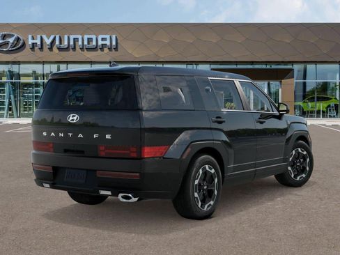 New 2026 Hyundai Santa Fe SE FWD image 4