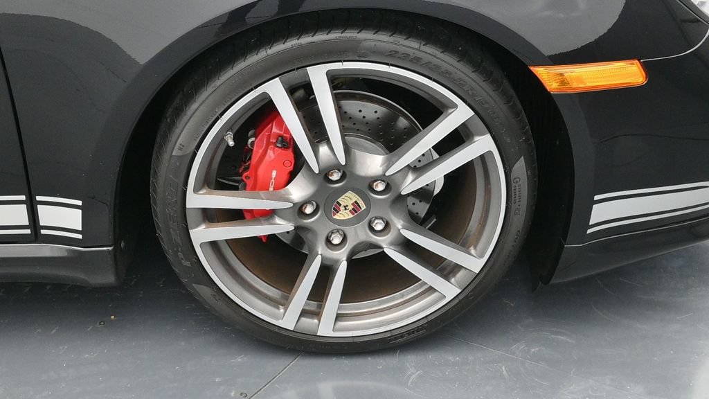 Used 2012 Porsche Cayman R RWD image 15