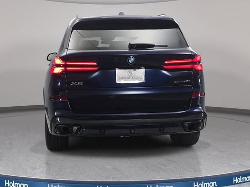 New 2026 BMW X5 xDrive40i w/ M Sport Package AWD/4WD image 6