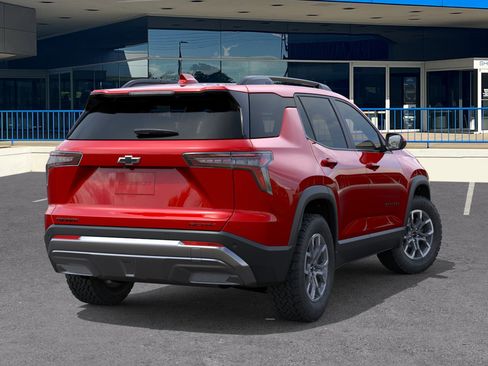 New 2026 Chevrolet Equinox ACTIV FWD image 4