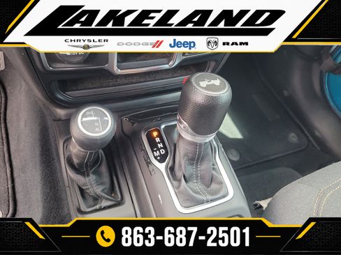 Used 2024 Jeep Wrangler Unlimited Sport AWD/4WD image 24