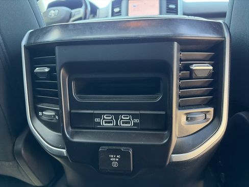 Used 2022 RAM 1500 Big Horn RWD image 33