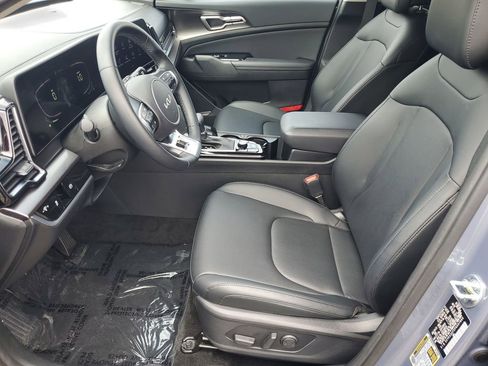 Used 2023 Kia Sportage EX image 5