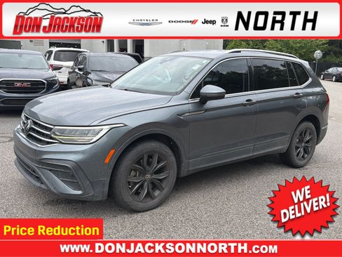 Used 2022 Volkswagen Tiguan SE FWD image 1