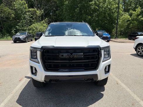 Used 2023 GMC Yukon AT4 w/ LPO, Floor Liner Package AWD/4WD image 2