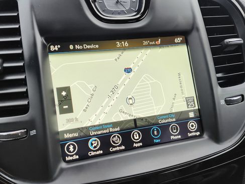 Used 2023 Chrysler 300 S image 6