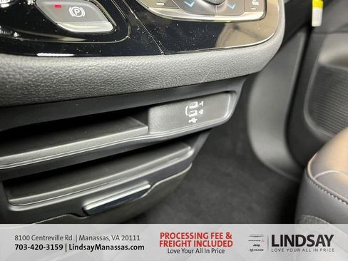 New 2026 Chrysler Pacifica Select image 43