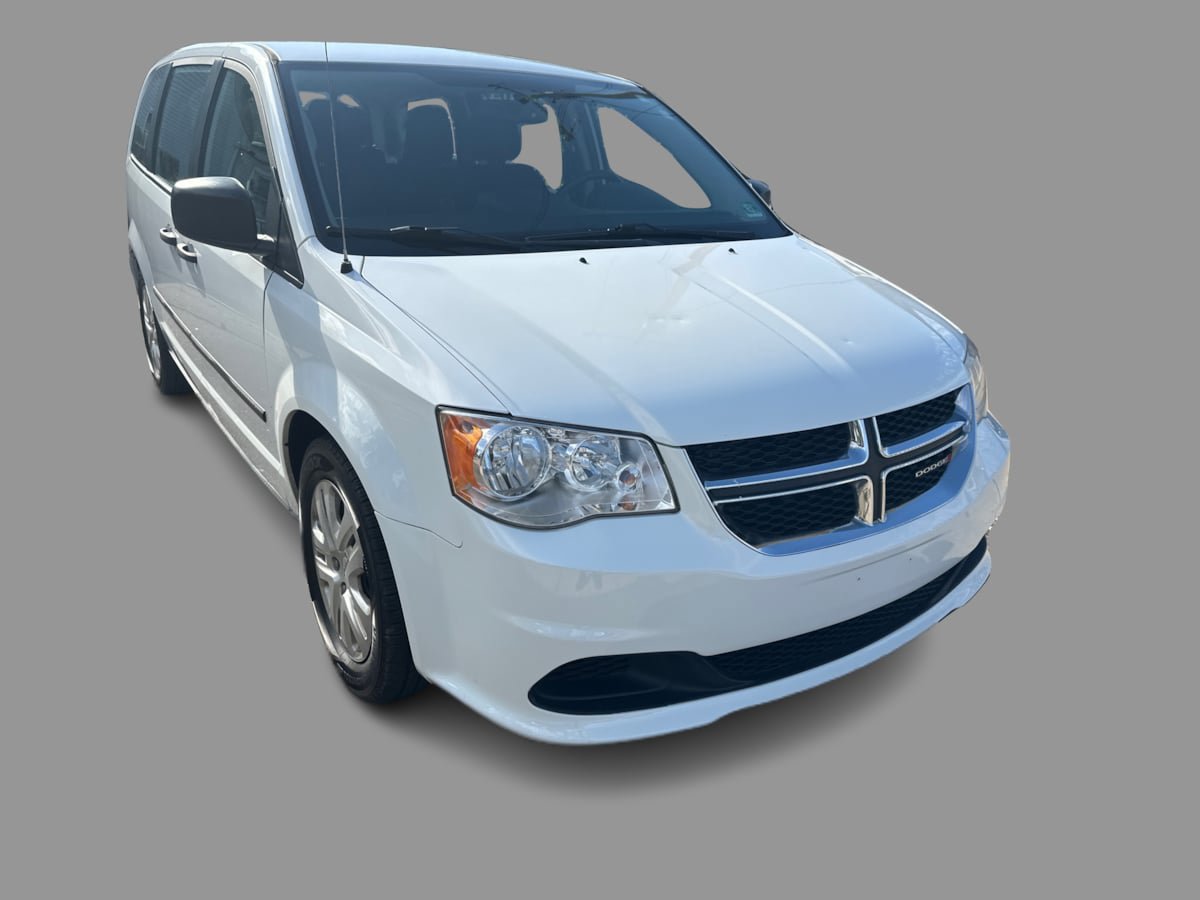 Used 2016 Dodge Grand Caravan American Value Package w/ UConnect Hands-Free Group FWD image 25