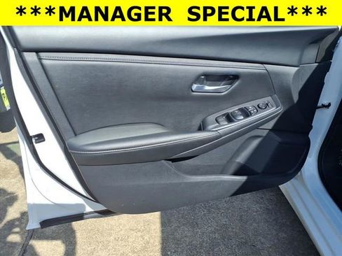 Used 2024 Nissan Sentra SV image 18