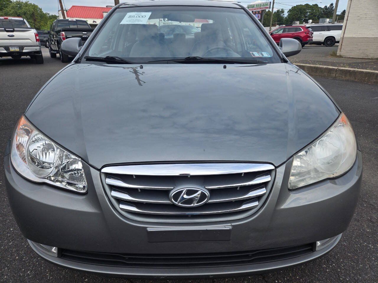 Used 2010 Hyundai Elantra GLS FWD image 3
