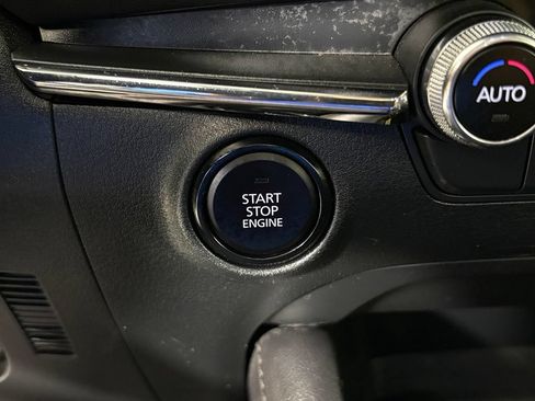 Used 2024 MAZDA MAZDA3 s FWD image 27