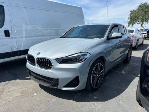 Used 2023 BMW X2 sDrive28i w/ M Sport Package image 3