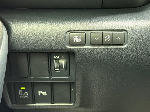 Used 2017 Lexus RC 200t image 31