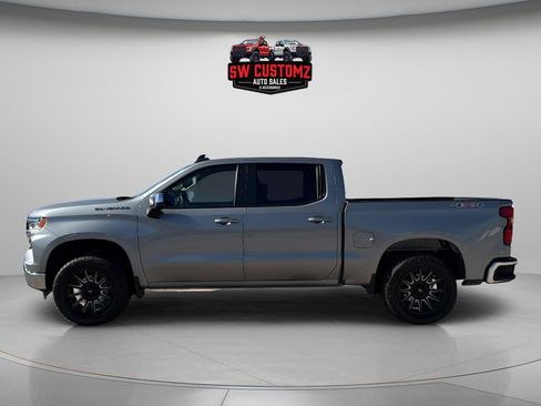 Used 2025 Chevrolet Silverado 1500 LT image 4