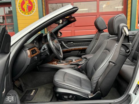 Used 2008 BMW 328i 328i Convertible image 21