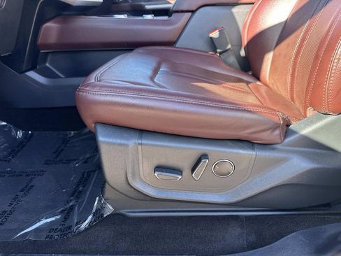 Used 2023 Ford Expedition Limited image 20