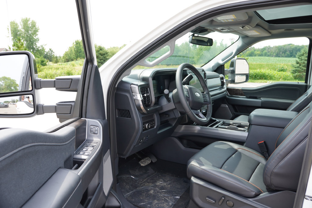 New 2026 Ford F350 Lariat w/ Black Appearance Package AWD/4WD image 11