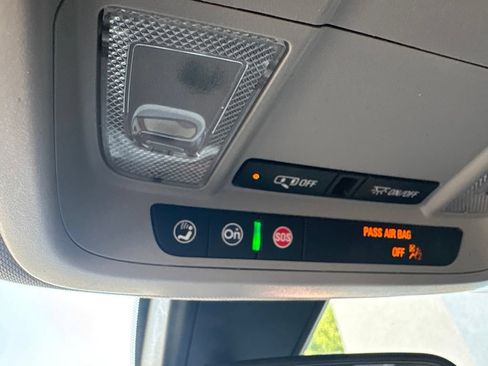 Used 2022 Chevrolet Malibu LT FWD image 24