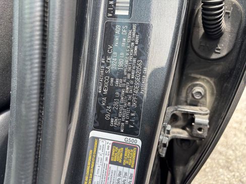Used 2025 Kia K4 FWD image 23