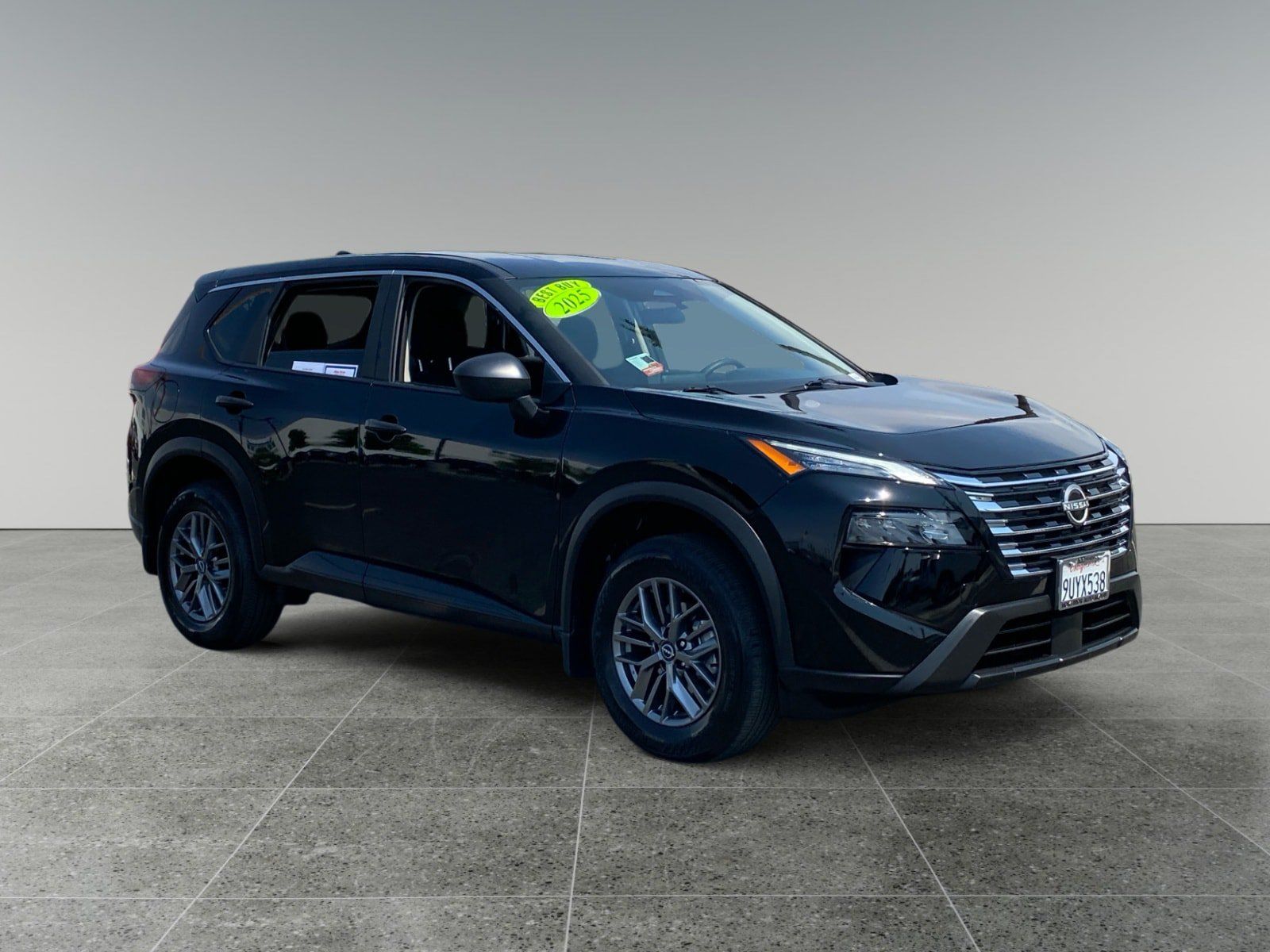 Used 2025 Nissan Rogue S FWD image 7