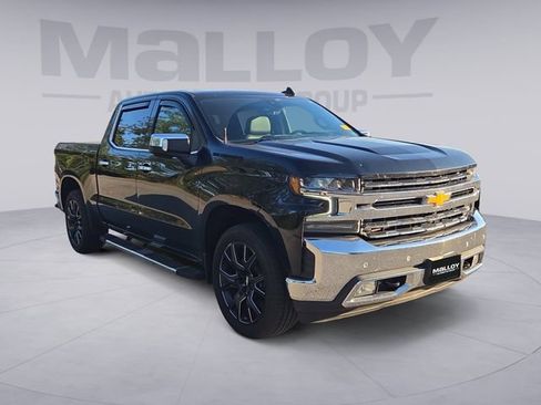 Used 2022 Chevrolet Silverado 1500 LTZ w/ Technology Package AWD/4WD image 7