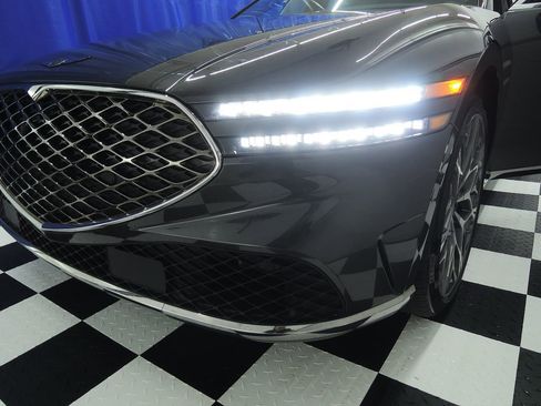 Used 2025 Genesis G90 3.5T AWD/4WD image 48