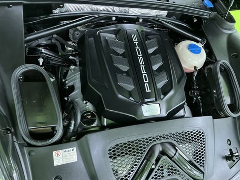 Used 2016 Porsche Macan S AWD/4WD image 31