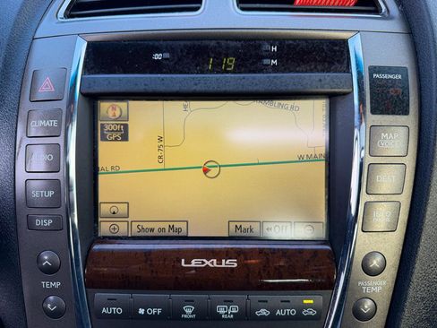 Used 2010 Lexus ES 350 image 32