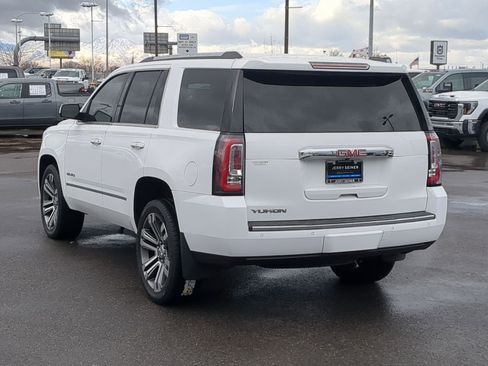 Used 2019 GMC Yukon Denali image 4