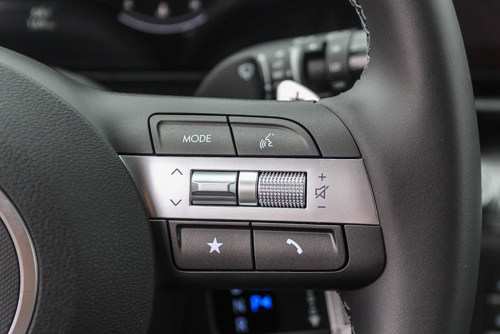 Certified 2026 Hyundai Kona SEL Premium FWD image 31
