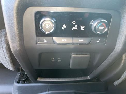 New 2026 Chevrolet Traverse High Country w/ LPO, Floor Liner Package image 18