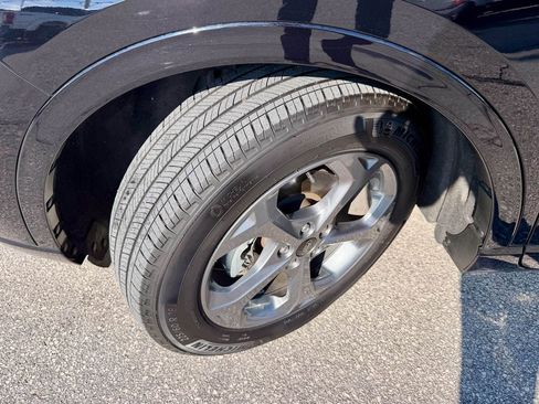 Used 2024 Ford Escape ST-Line w/ Tech Pack #1 AWD/4WD image 36