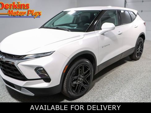 Used 2023 Chevrolet Blazer LT w/ Driver Confidence Package FWD image 1