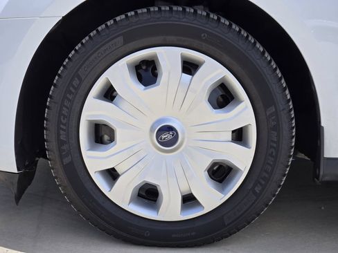 Used 2023 Ford Transit Connect XLT FWD image 12