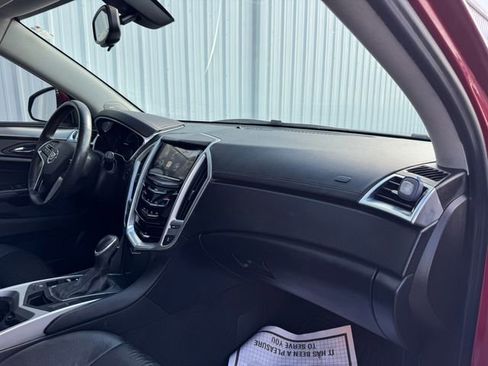 Used 2014 Cadillac SRX FWD image 41