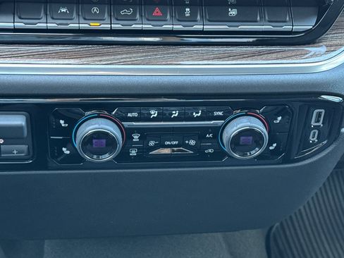 New 2025 Chevrolet Silverado 1500 LT image 20