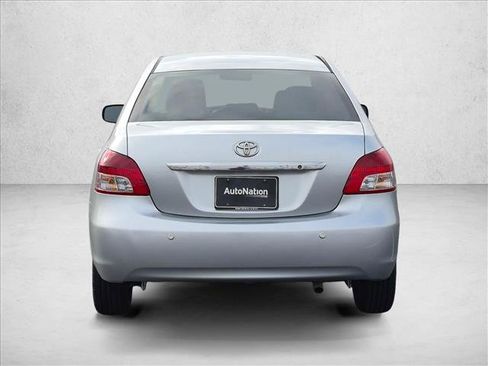 Used 2012 Toyota Yaris Sedan FWD image 7