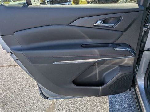 New 2026 Chevrolet Traverse Z71 w/ LPO, Floor Liner Package AWD/4WD image 26