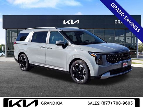 New 2026 Kia Carnival EX image 2