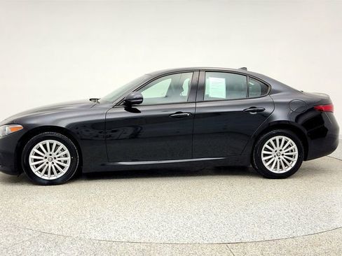 Used 2022 Alfa Romeo Giulia Sprint image 8