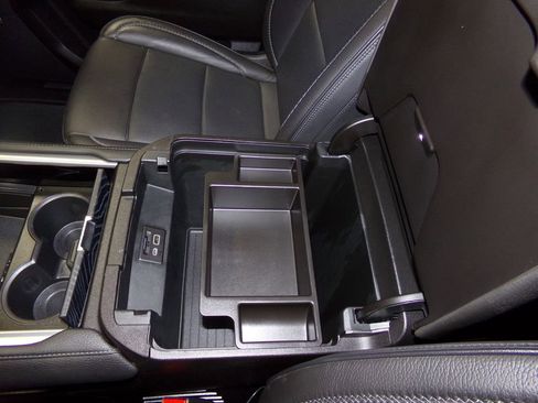 Used 2021 GMC Yukon Denali image 26