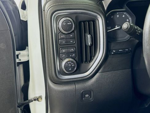 Used 2021 GMC Sierra 1500 AT4 w/ AT4 Value Package AWD/4WD image 22