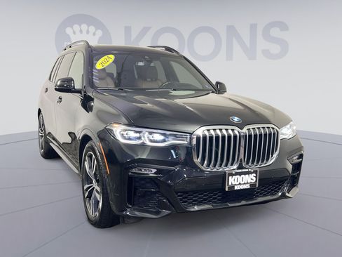 Used 2022 BMW X7 xDrive40i w/ M Sport Package image 10