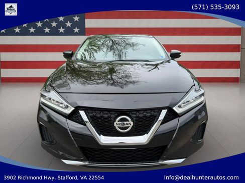 Used 2021 Nissan Maxima 3.5 SV w/ Floor Mat Group FWD image 2