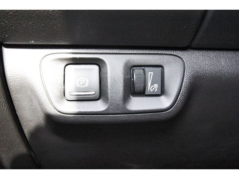 Used 2021 GMC Acadia SLT w/ Elevation Edition FWD image 23