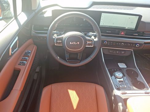 New 2026 Kia Carnival SX image 7