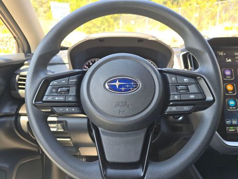 Used 2025 Subaru Crosstrek 2.5i Premium AWD/4WD image 11