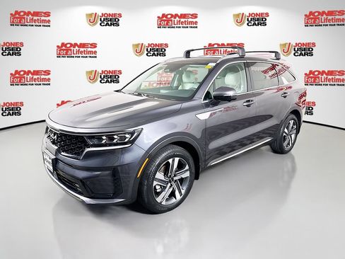 Certified 2023 Kia Sorento SX Prestige AWD/4WD image 15